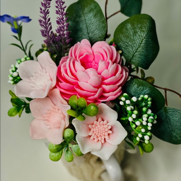 Soap Flowers Free Delivery - Picture 9 of 11